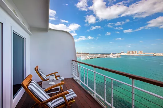 Отель "Queen Elizabeth 2 Hotel" 4*.