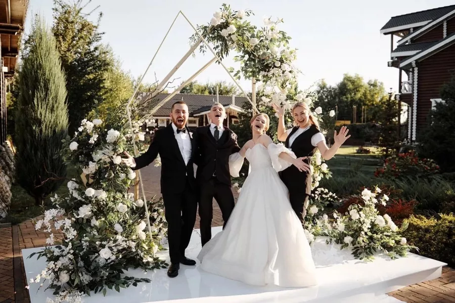 Агентство свадебных услуг Weddingdom в Ростове-на-Дону: Мероприятия , Семья, Банкет, Декор, Для влюбленных,