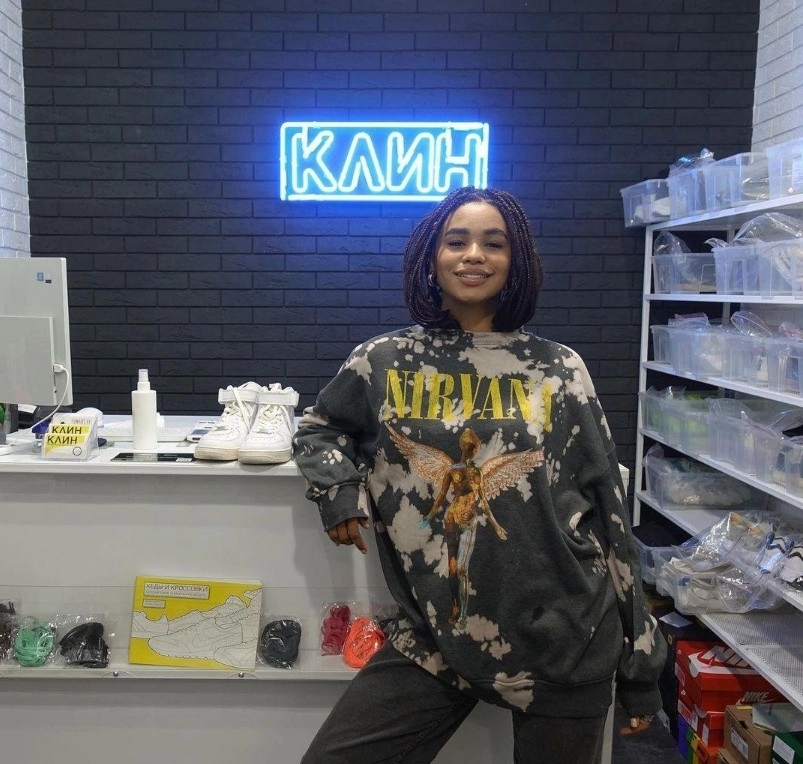 Химчистка обуви Sneaker Клин в Краснодаре: Химчистка, Чистка обуви, Ремонт обуви, Кастомизация, Реставрация, Покраска обуви,