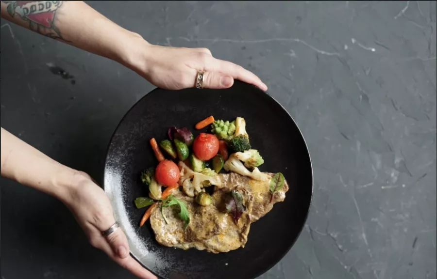Кафе Brunch в Краснодаре: Заказ столиков, Мастер-классы для детей, Винная карта, Летняя терраса, Заказ навынос, Аниматоры, Можно с собакой,