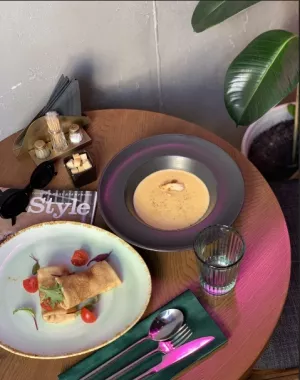 Кафе "Brunch".