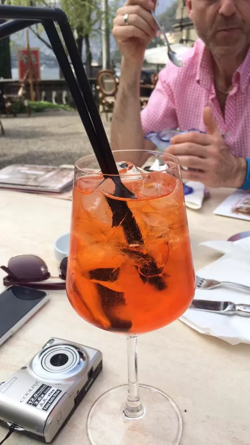 Бар Garden Bar Ceccato в Комо: Бар , Десерты , Ресторан,