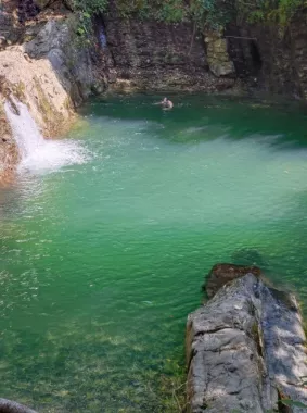 Водопад "Дм Дм Бон"