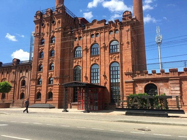 Отель HATTI LOFT в Майкопе: Гостиница, Зона отдыха, Гостевая парковка, Отель,