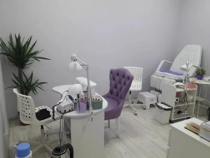 Ногтевая студия "Nailnatale".