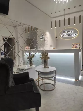 Салон аппаратной косметологии "Beauty Technology".