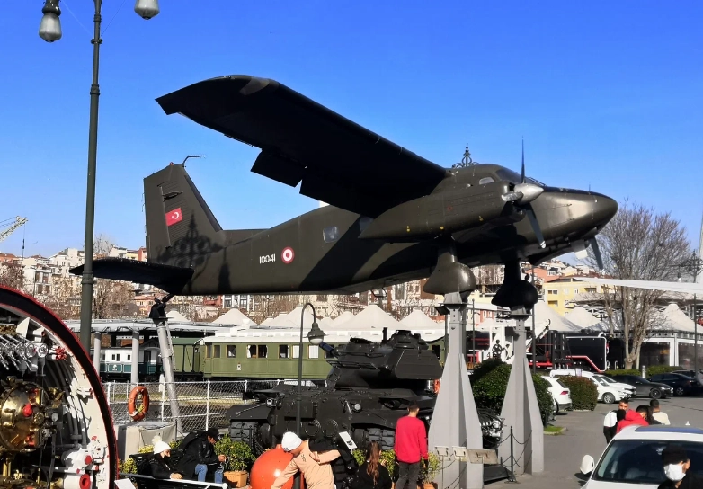 Музей Рахми Коча в Стамбуле: Музей, Искусство,