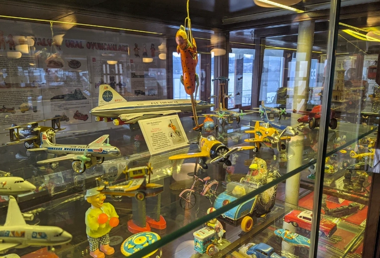 Музей Рахми Коча в Стамбуле: Музей, Искусство,