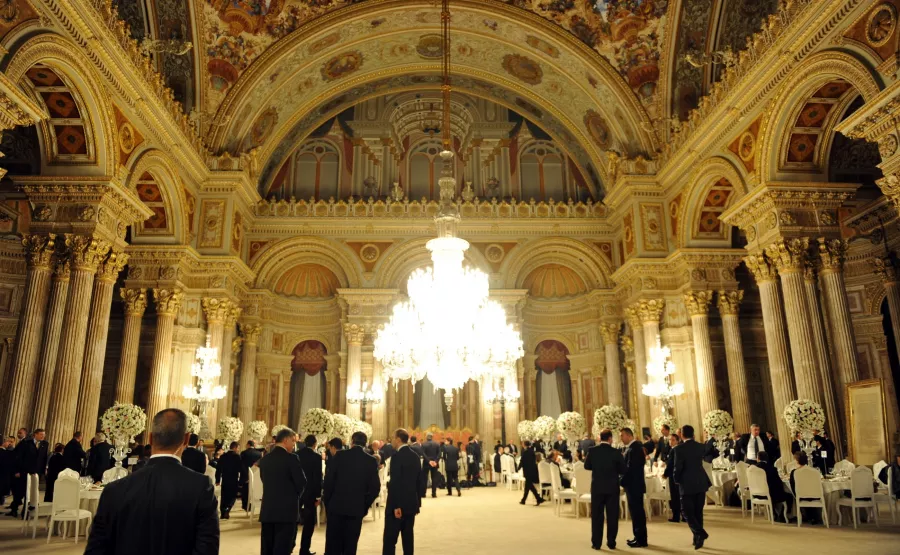 Дворец Долмабахче в Стамбуле: Отдых, Архитектура, Искусство, История,