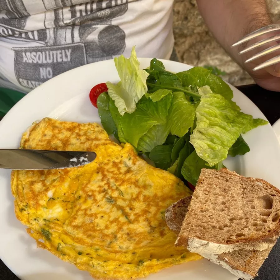 Кафе - Cuma в Стамбуле: Кафе, Атмосфера, Уют, Турецкая кухня,