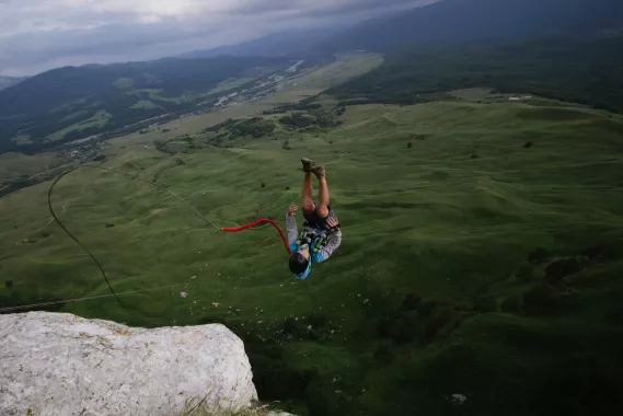 Роупджампинг "JUST JUMP".