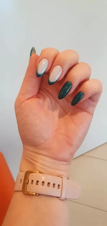 Салон красоты Apelsin beauty в Владивостоке: Косметология, Шугаринг, Маникюр , Педикюр, Брови и ресницы,