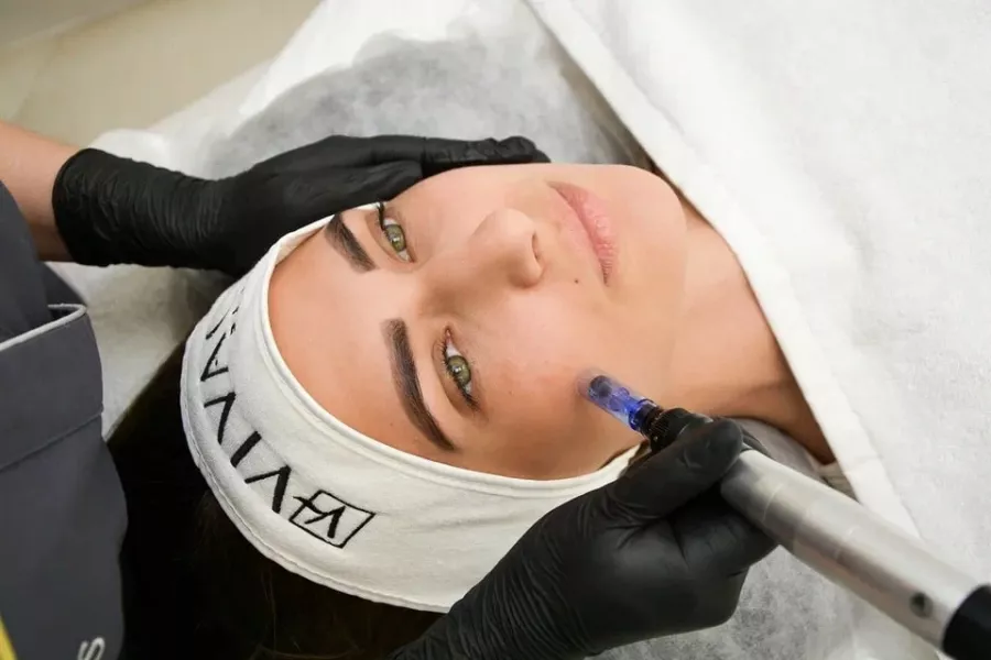 Салон красоты Apelsin beauty в Владивостоке: Косметология, Шугаринг, Маникюр , Педикюр, Брови и ресницы,