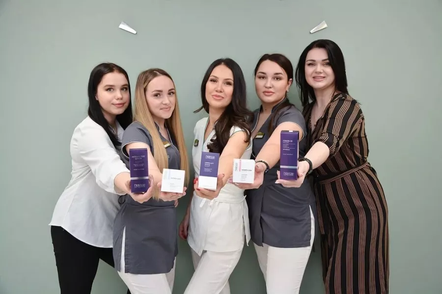 Салон красоты Apelsin beauty в Владивостоке: Косметология, Шугаринг, Маникюр , Педикюр, Брови и ресницы,