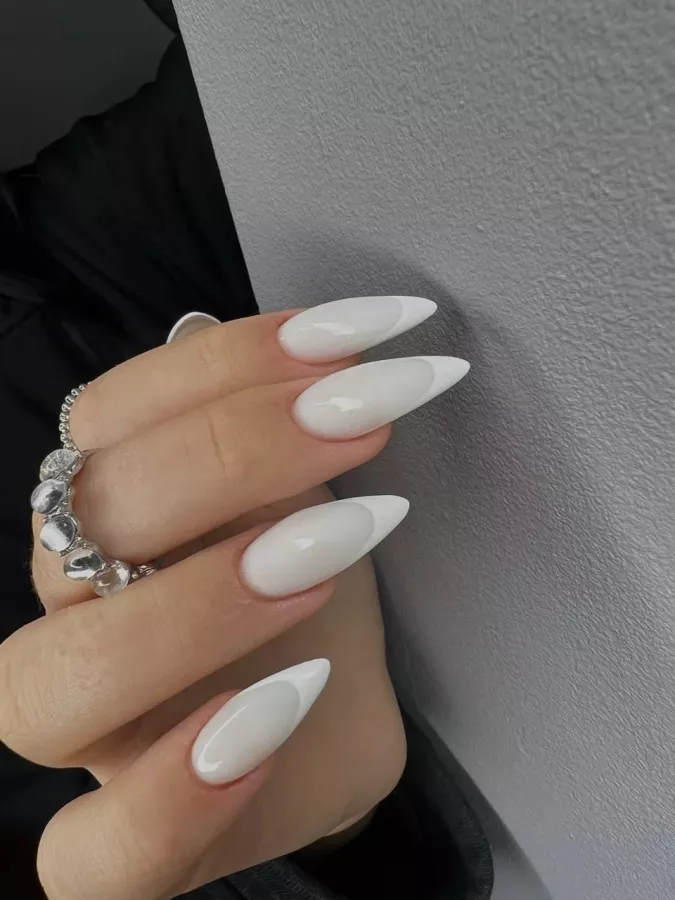 Салон красоты Ottenki Beauty Space в Владивостоке: Ногтевая студия, Обучение, Макияж, Косметология,
