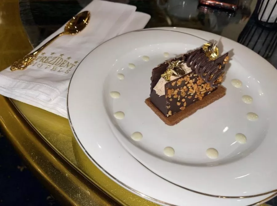 Prezident Palace Belgrade в Белграде: Отель, Бассейн, Ресторан, Шведский стол,