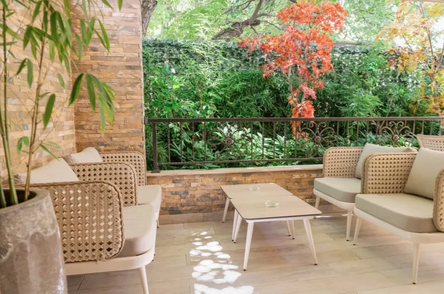 Prezident Palace Belgrade в Белграде: Отель, Бассейн, Ресторан, Шведский стол,