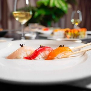 Ресторан Shabu Como в Комо: Море продукты , Суши , Десерты , Нигири , Тартар , Ресторан,