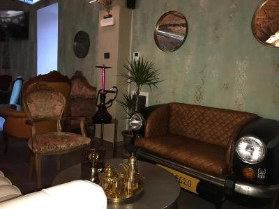 Кафе Manara Shisha   в  Комо