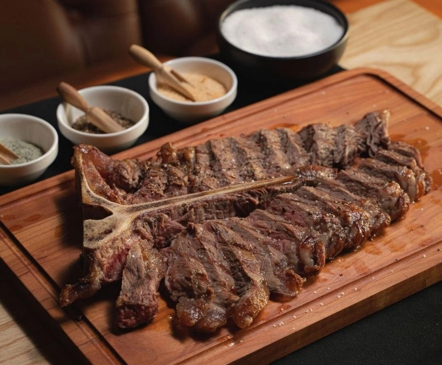 Tomahawk в Белграде: Ресторан, Стейк, Стейкхаус, Мясо, Вкусно,