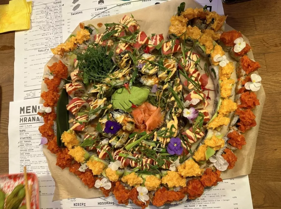 Bad Sushi в Белграде: Суши, Роллы, Ресторан, Вино, Еда,