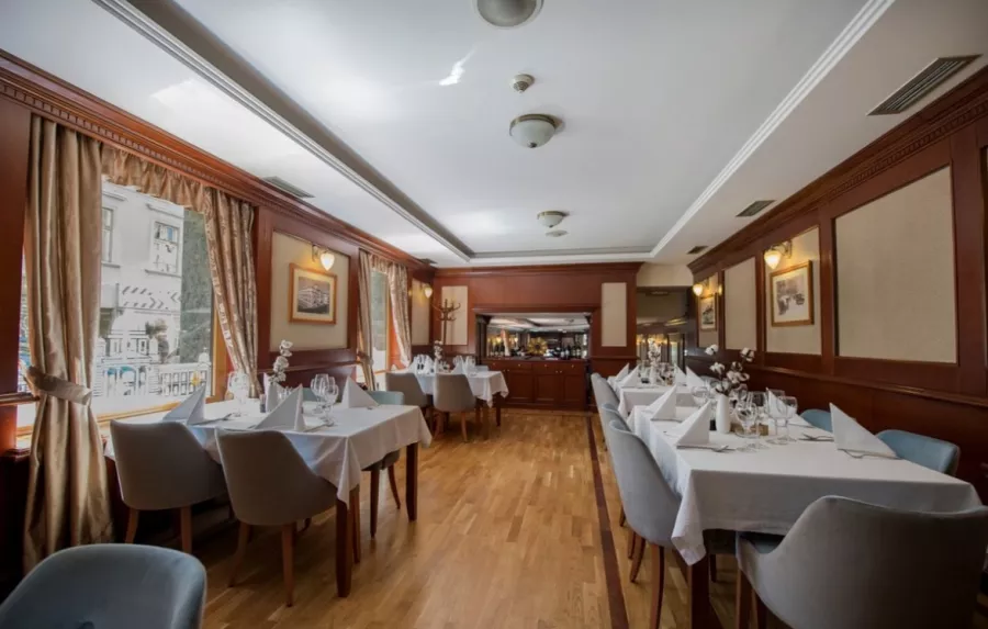 Kopernikus Hotel Prag в Белграде: Отель, Бар, Ресторан, Уют, Архитектура,