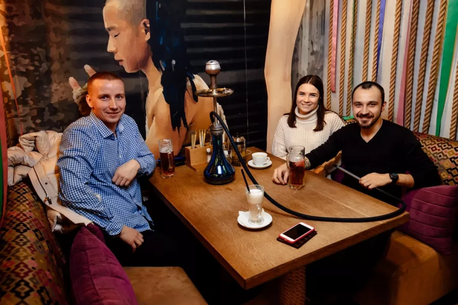 Ресторан Шикари в Минске: Бизнес-ланч, Заказ столиков, Заказ навынос, VIP-зал, Летняя терраса, Винная карта, Азиатская кухня, Паназиатская кухня,