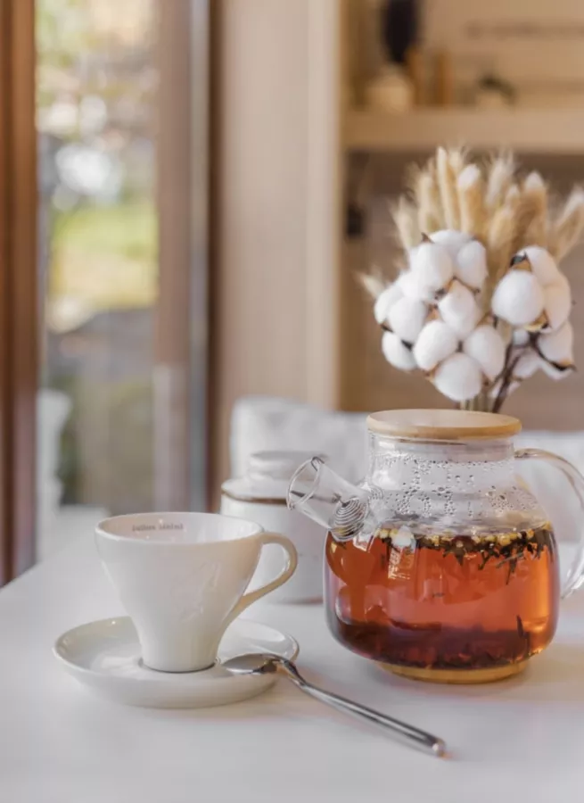 Кофейня Julius Meinl в Сочи: Пгт Красная Поляна, Кофе, Десерты, Кофе с собой, Круассаны, Салаты,