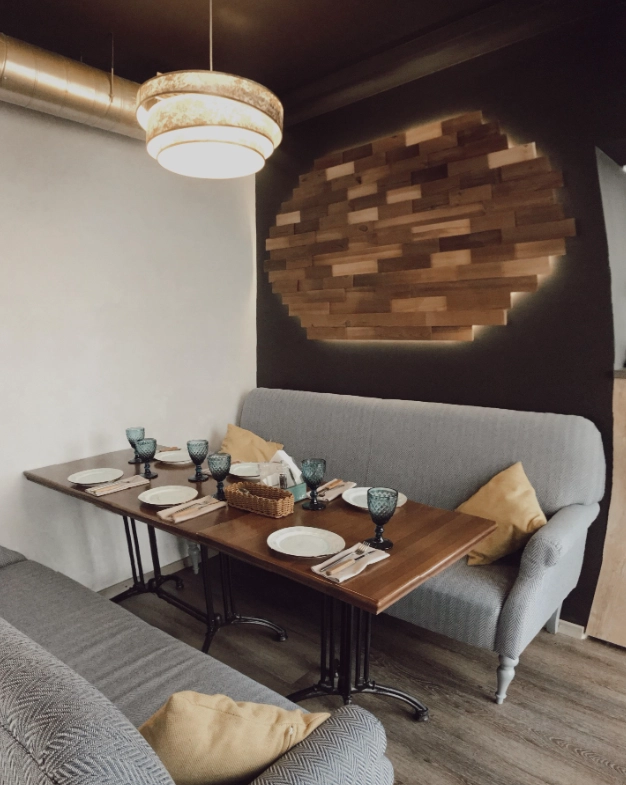 Бар Prime lounge в Казани: Русская кухня, Заказ столиков, Заказ навынос, Винная карта, Итальянская кухня, Бизнес-ланч, Европейская кухня, Летняя терраса,