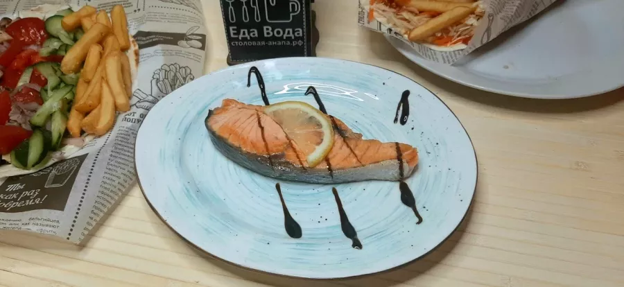 Кафе Еда-Вода в Анапе: Китайская кухня, Детское меню, Спортивные трансляции, Летняя терраса, Проведение банкетов, Доставка,
