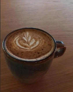 Кофейня Coffee hub в Краснодаре: Настольные игры, Панорамный вид, Летняя терраса, Заказ навынос, Проведение банкетов,