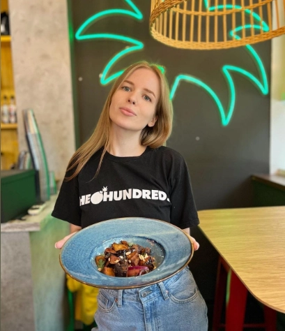 Кофейня Coffee hub в Краснодаре: Настольные игры, Панорамный вид, Летняя терраса, Заказ навынос, Проведение банкетов,