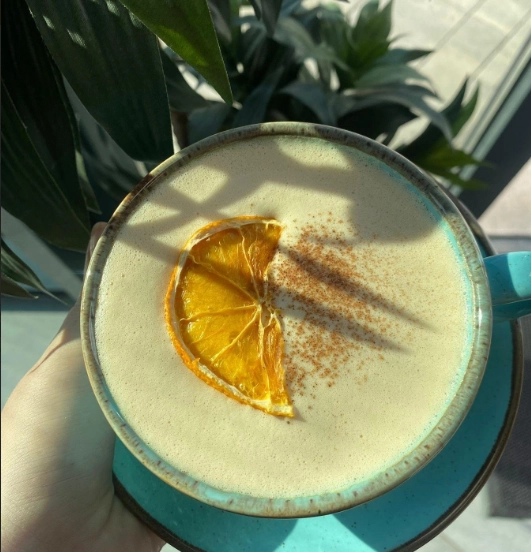 Кофейня Cofferencia в Краснодаре: Паста , Поке, Салаты , Боулы, Можно с собакой, Английский завтрак,