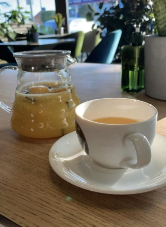 Кофейня Dim coffee в Краснодаре: Детская комната , Мастер классы для детей, Аниматоры, Летняя терраса , Винная карта, Проведение банкетов,