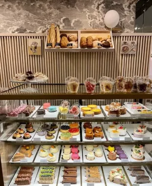 Кафе-кондитерская "Theo Cafe".