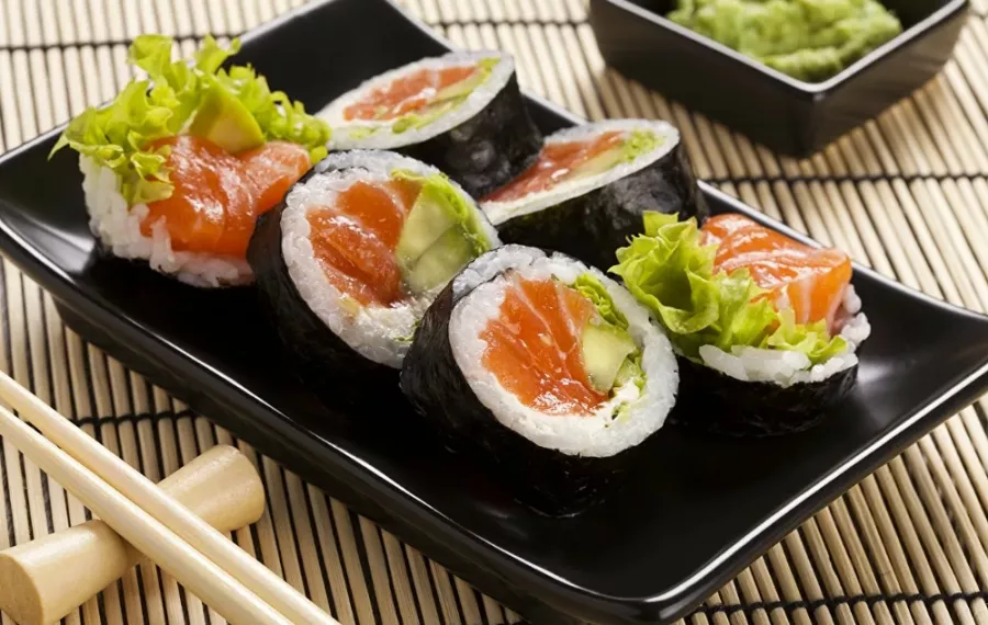 Ресторан  ПРОСУШИ  на Казбекской в Краснодаре: Еда, Постное меню, Детский уголок, Суши, Пицца, Бургеры, Доставка,