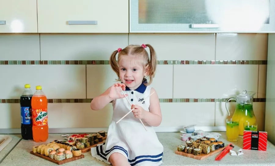 Ресторан  ПРОСУШИ  на Казбекской в Краснодаре: Еда, Постное меню, Детский уголок, Суши, Пицца, Бургеры, Доставка,