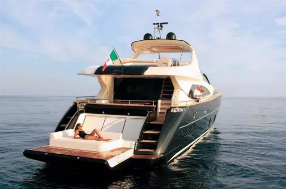 Аренда яхт и катеров "Yachts Calypso".