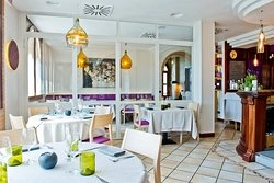 Ресторан La Cava dei Sapori в Комо: Мясо , Рыба, Итальянская кухня , Винный бар , Десерты, Пицца, Ресторан,