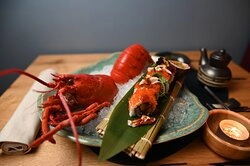 Ресторан Soho Cucina Oltre Confini в Комо: Суши ролы , Японская кухня , Азиатская кухня ,