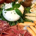 Ресторан Sottovoce в Комо: Напитки , Десерты , Пицца, Паста, Рыба, Ресторан,