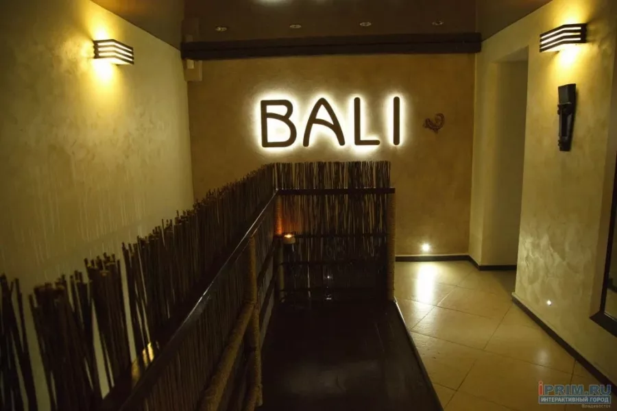 Спа-салон Bali в Владивостоке: Салон красоты, Барбершоп, Ногтевая студия, Массаж, Макияж,