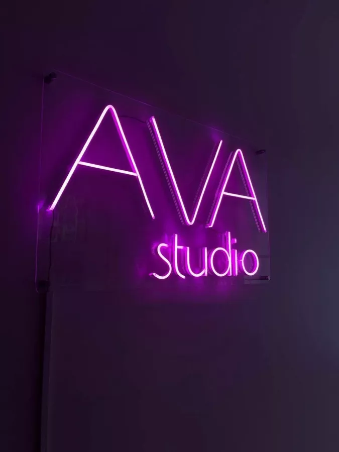 Студия красоты Ava Studio в Владивостоке: Косметология, Шугаринг, Ногтевая студия, Макияж,