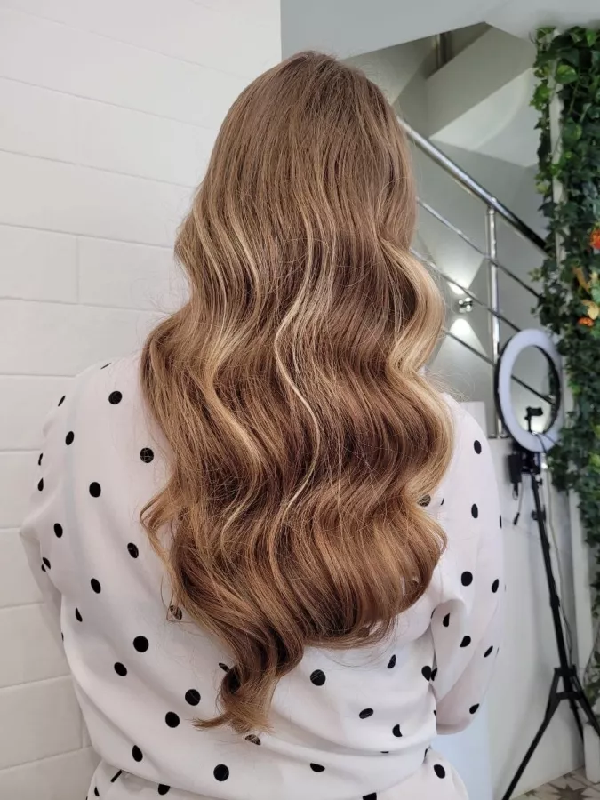 Салон красоты Verona-hair в Владивостоке: Парикмахерская, Маникюр, Педикюр, Брови,