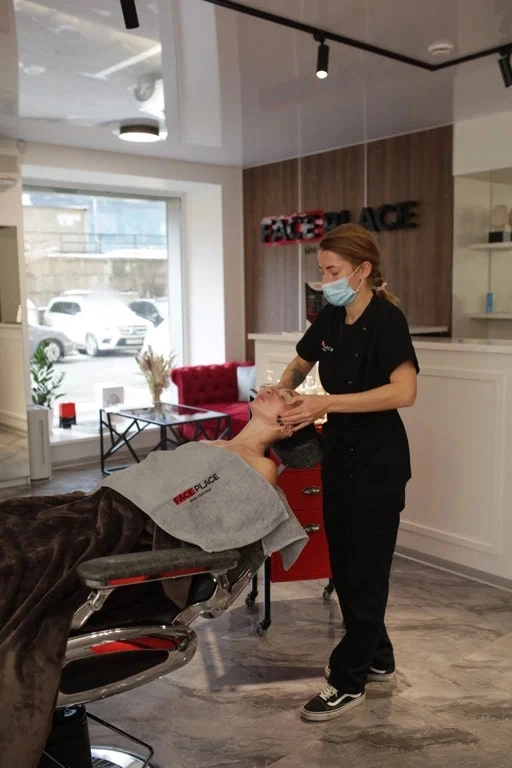 Студия силового лифтинг-массажа Face Place в Владивостоке: Массаж, Уход за лицом, Massage, Facial care,