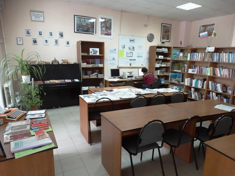 Библиотека им. Островского в Ростове-на-Дону: Библиотека, Читать, Книги, Журналы, Чтение, Компьютеры,