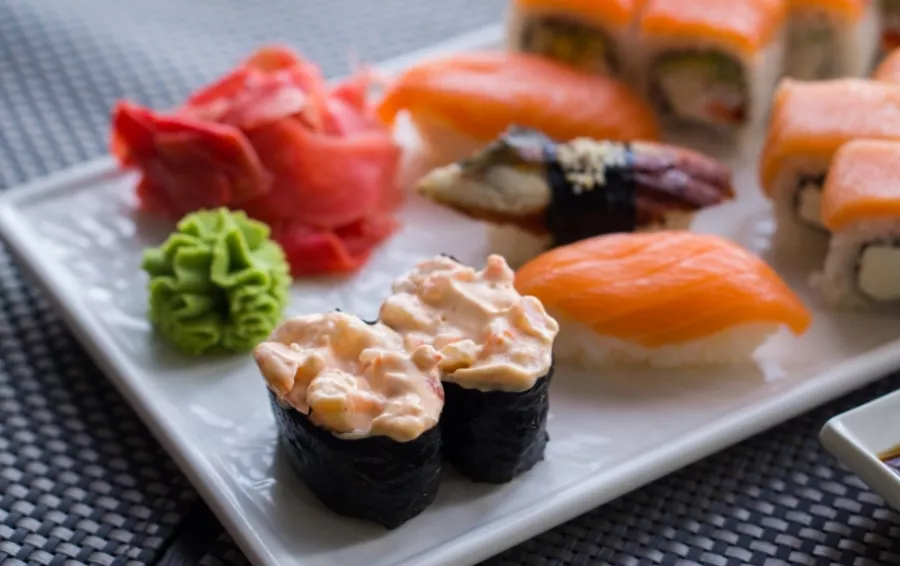 Ресторан ПРОСУШИ на Чекистов в Краснодаре: Еда, Супы, Японская кухня, Пицца, Доставка, Суши, Салаты, Итальянская кухня,