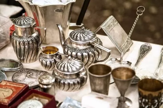 Антикварный магазин "Арт-Базар" на Соборном.