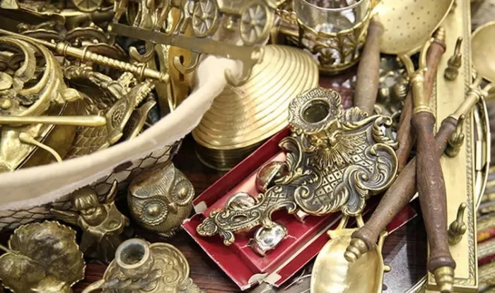 Антикварный магазин "Артмамонт".