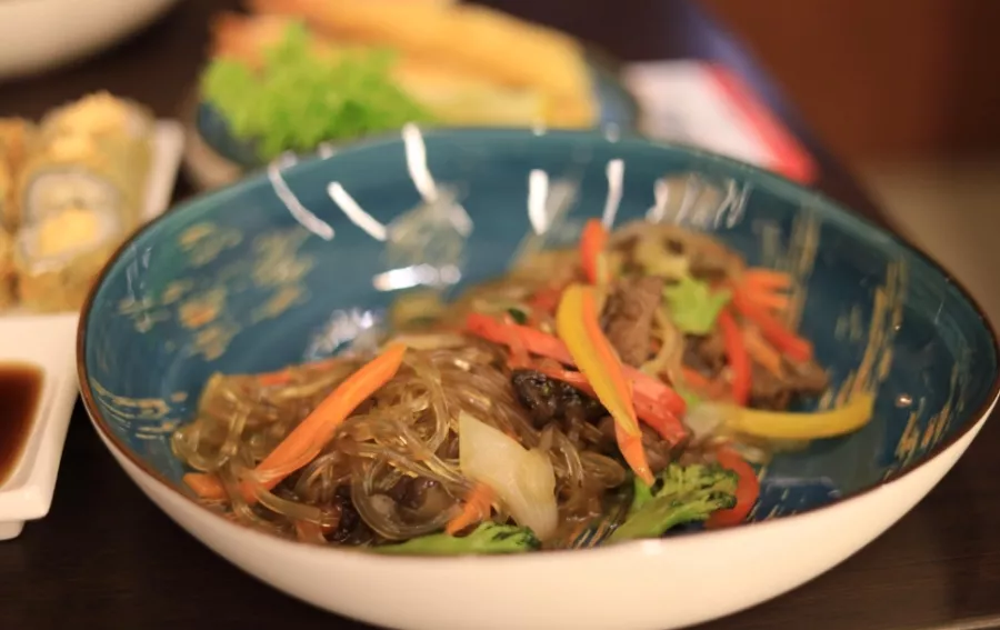 Ресторан ПРОСУШИ на Игнатова в Краснодаре: Еда, Заказ навынос, Салаты, Доставка, Итальянская кухня, Японская кухня,